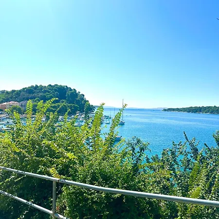 Sea View Macolic